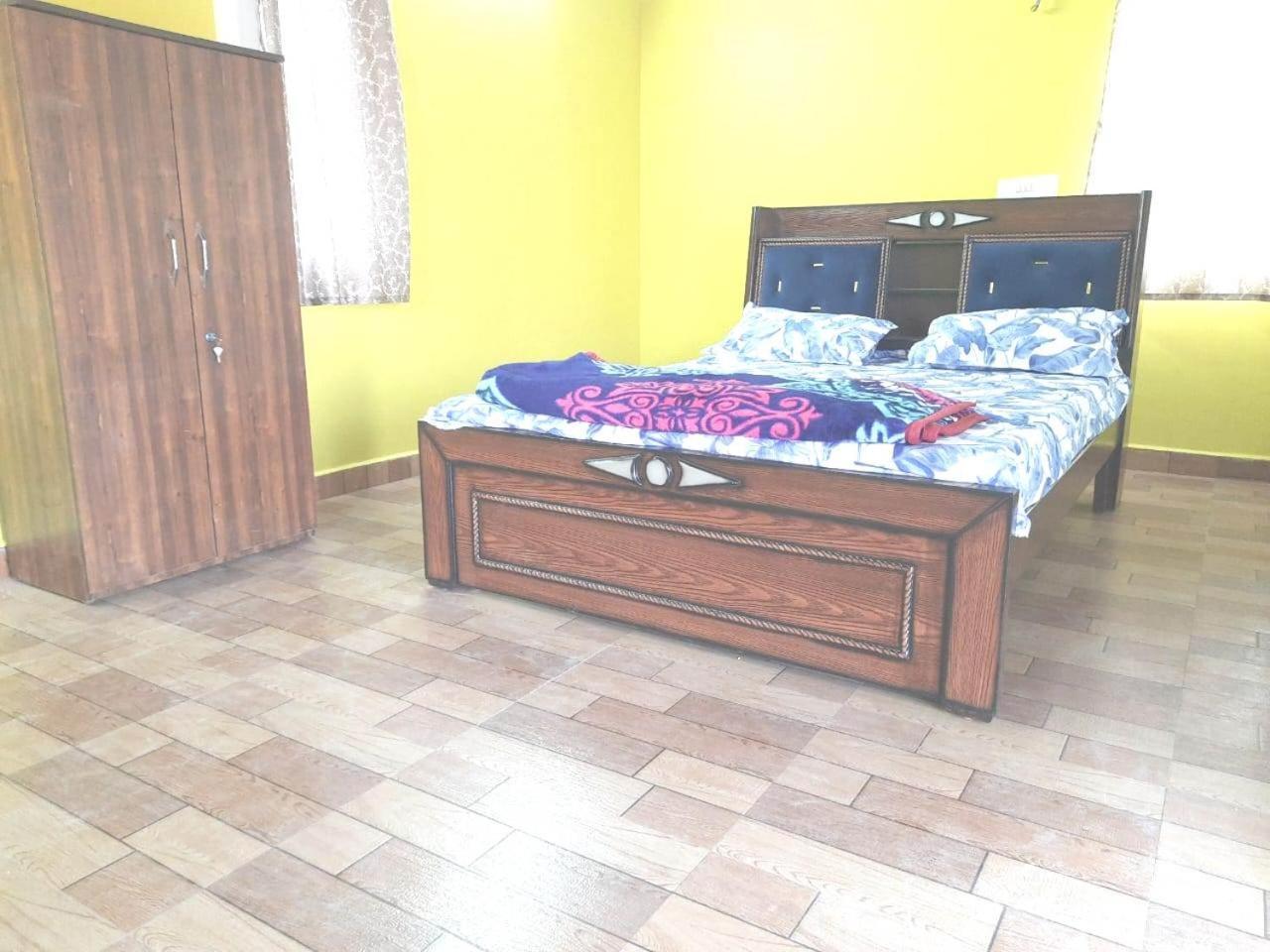 Apartment Hi